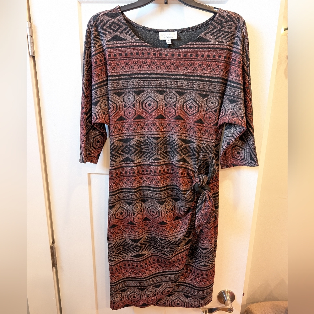 Robbie Bee Geometric Black and Red Dress